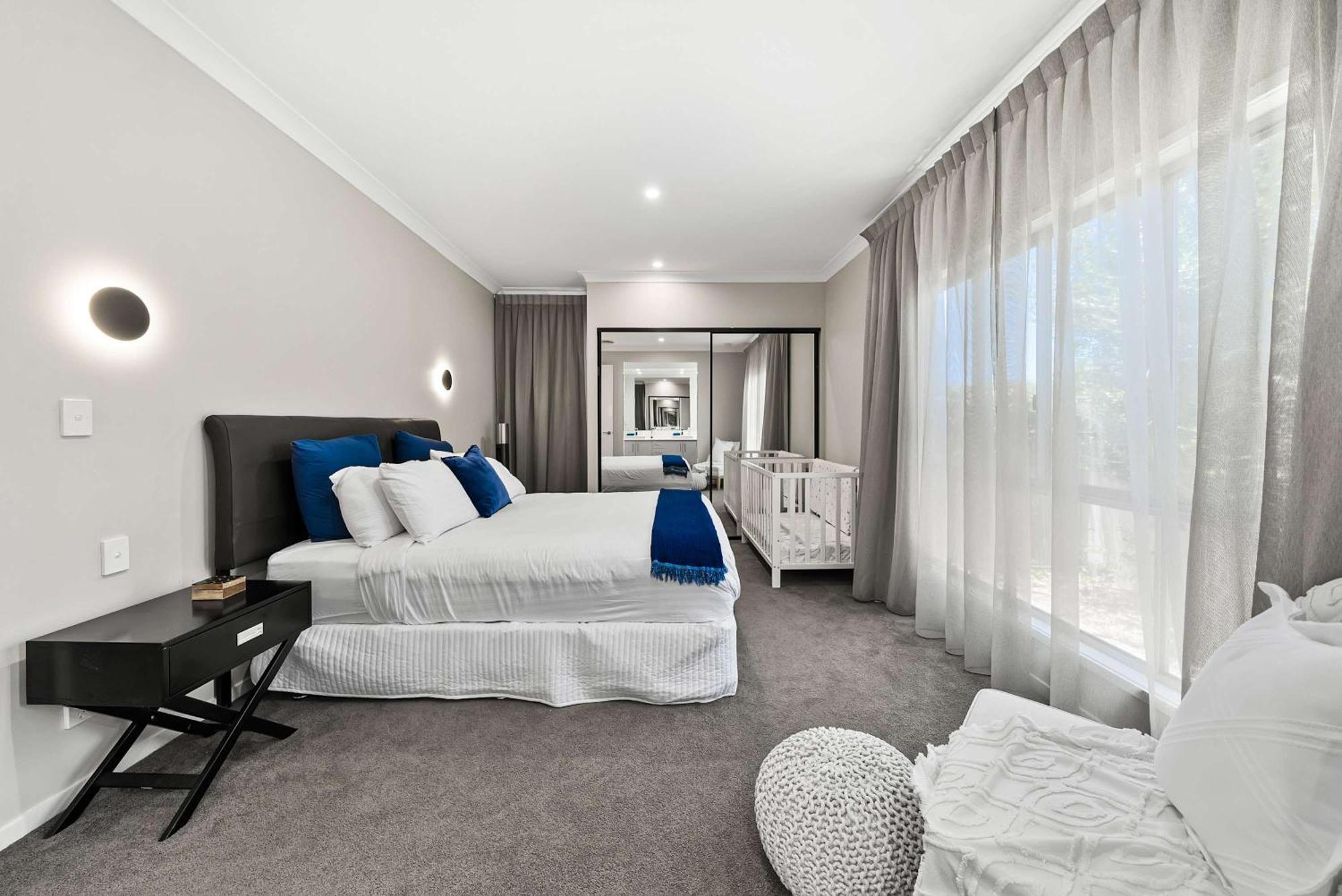 Tranquillity By Khove * Gold Coast